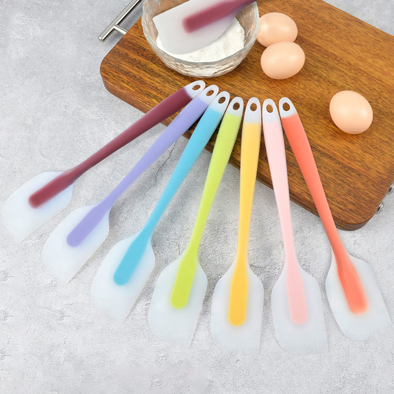 Kitchen Baking Must Haves - 2 Boyutlu Silikon Kazıyıcı Isıya Dayanıklı